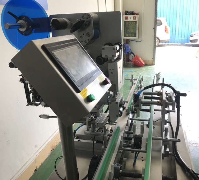 sidobild på modell VK-LBL labeller.jpg