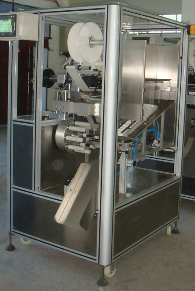 tubes labeling machinery tubes labeling equipment.jpg