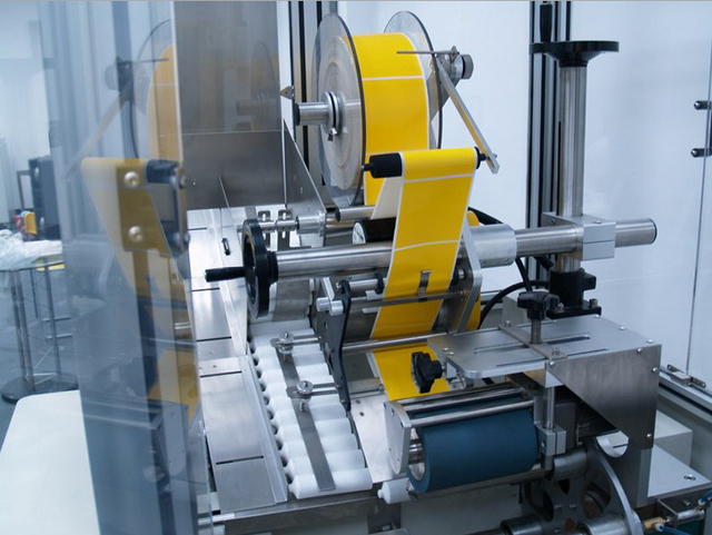 feeding tubes labeling process detaljer för märkning av maskiner.jpg