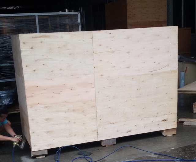 edible filling oil maskinpackning för 6 huvuden overflow filler line.jpg