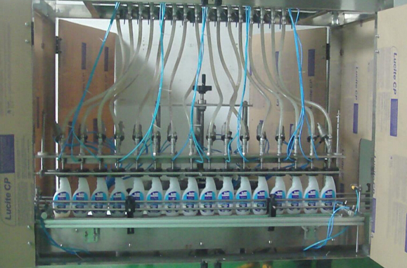 bottles filling machines clear pictures antiskumfyllningsmaskin overfiller level.jpg