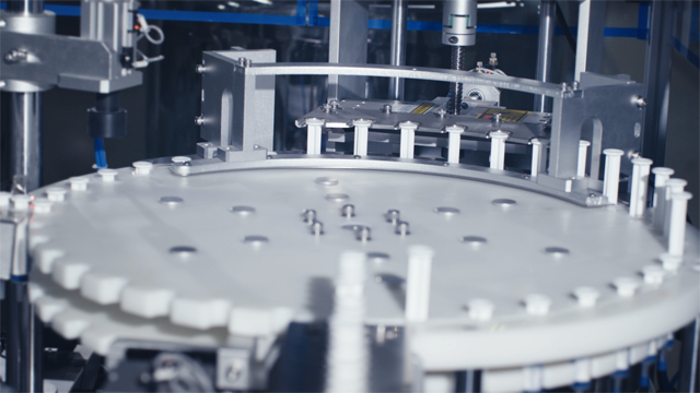 sprutfyllning capper.jpg