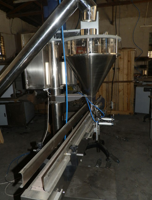 lateral shot for auger filling machine powder skruvfyllare mjöl fabrik.jpg