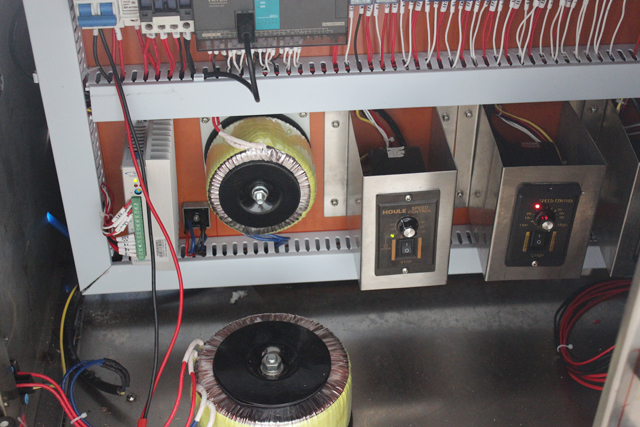 intern maskin elektronisk.jpg