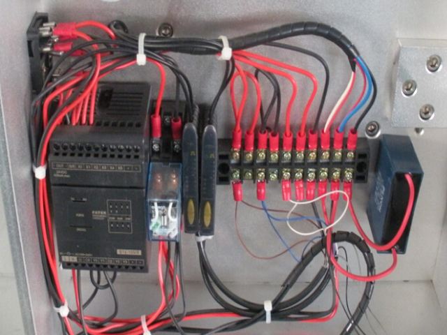 etiketter board electric.jpg