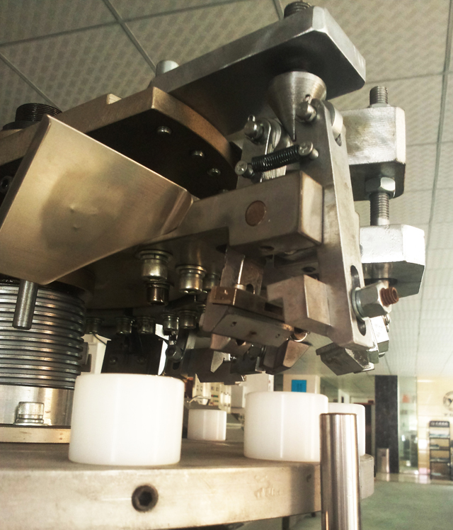 sealer part for metal hose tätningsfyllning för metallrör.jpg