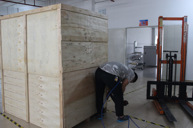 trälåda förpackning för horisontell märkning (2). JPG