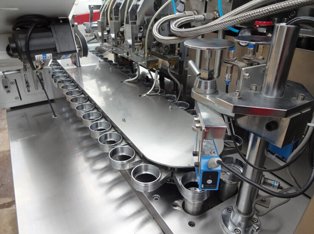 arbetsplatta för tuber filler sealer.jpg