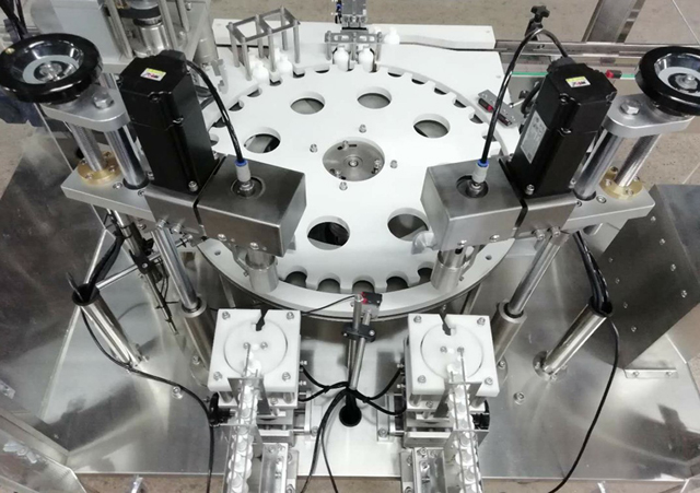 flaskor robot armmatare.jpg