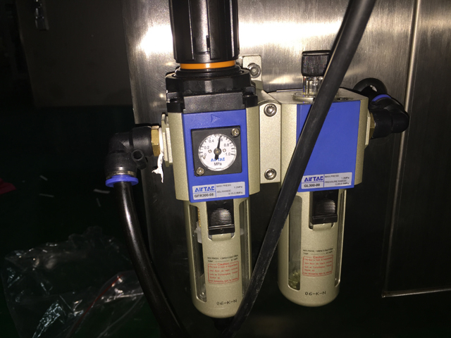 pneumatic part for filling sealing machine pneumatisk del för att fylla tätningsmaskin.jpg