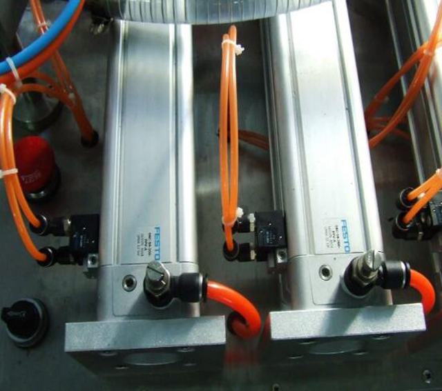 stäng bilder för fyllningsmaskiner.jpg