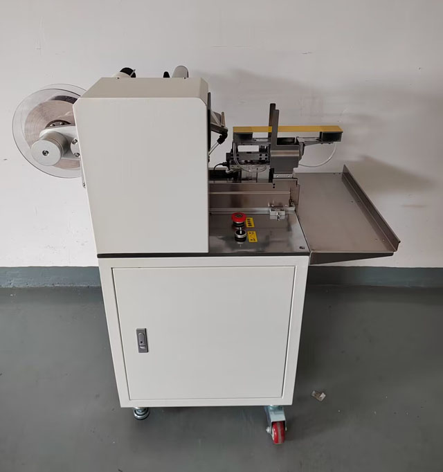 hundmatsförpackningsetikett (5).jpg