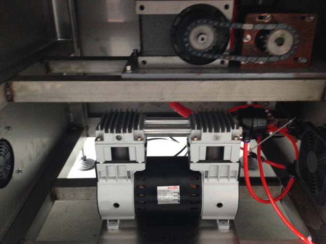 vacuum pump part from vacuum capping machine vakuumpump tank.jpg