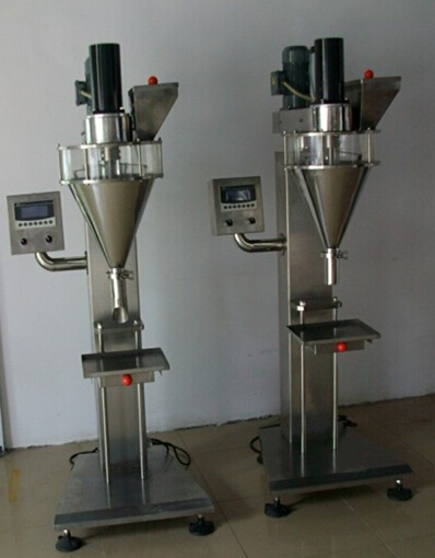 two sets of powder filling machine ready to export två i raden för fyllningsmaskiner.jpg