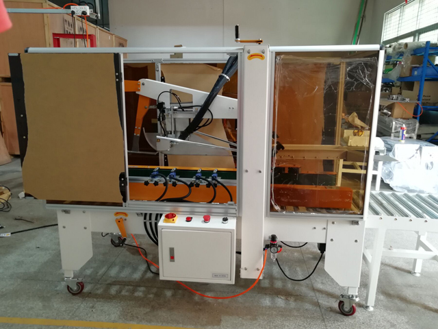 kartongförslutare med smältlim (1).jpg