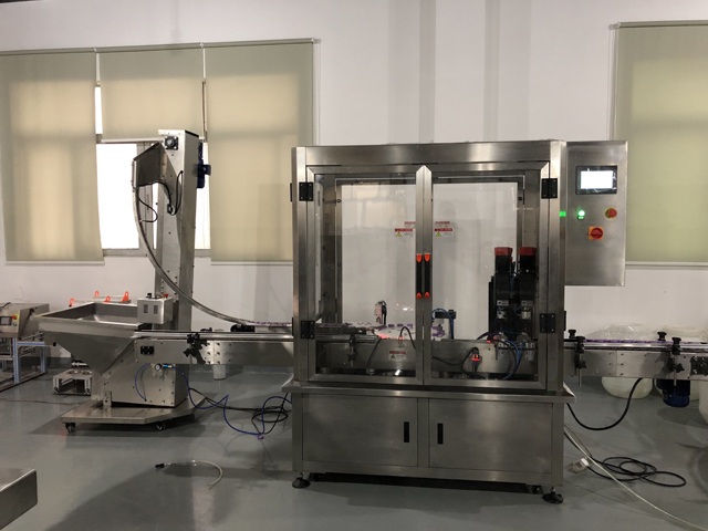 kosmetiska burkar capper.JPG